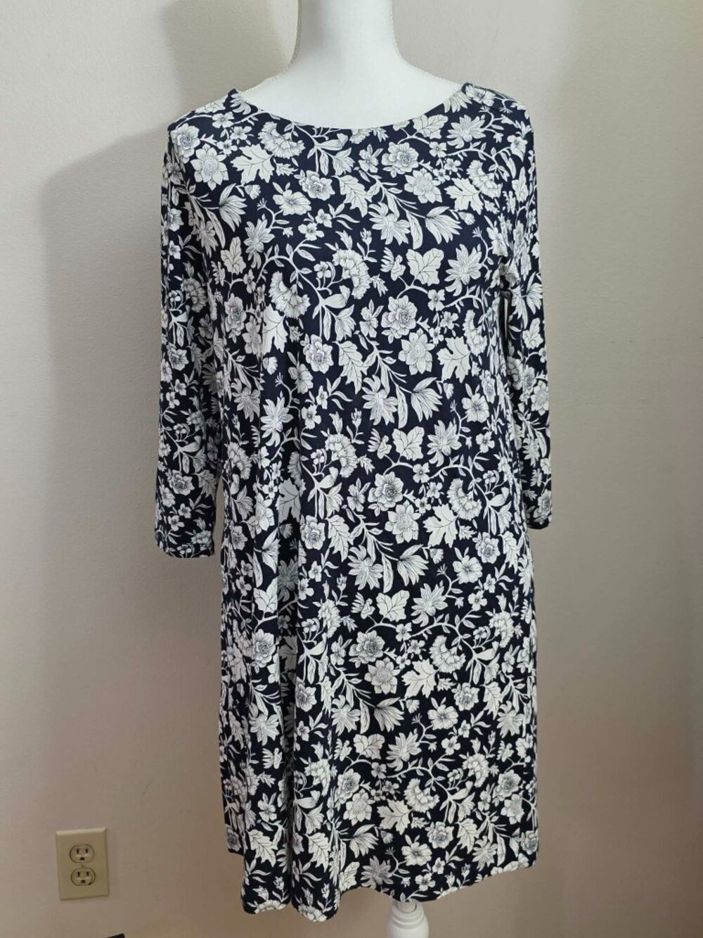 LOFT Black and White Patterned Dress